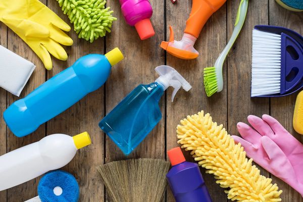Non-toxic window cleaning supplies used by Perfect Pane in Suisun City